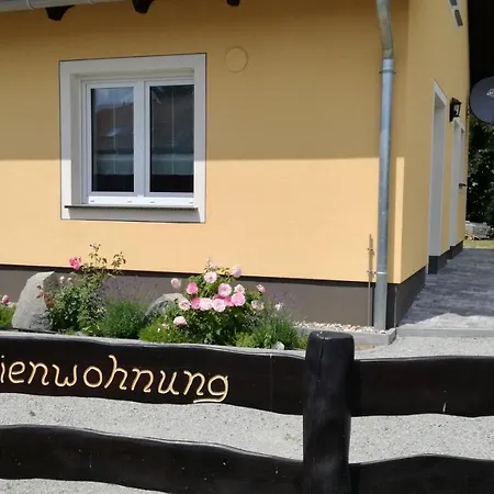 Luba Lipa Apartment