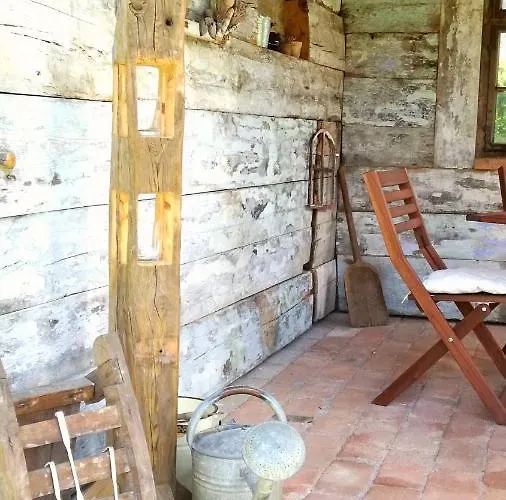 Luba Lipa Lejlighed *